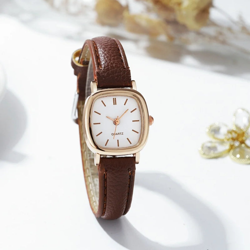 Relógio Feminino Elegante em Couro